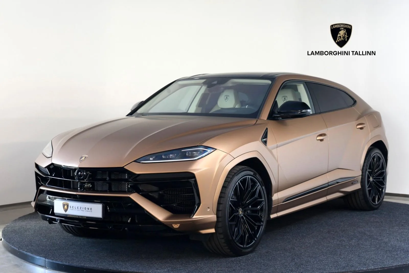 2026 Lamborghini Urus SE angeboten von einem Fachhändler in Tallinn, Estland, Hauptfoto