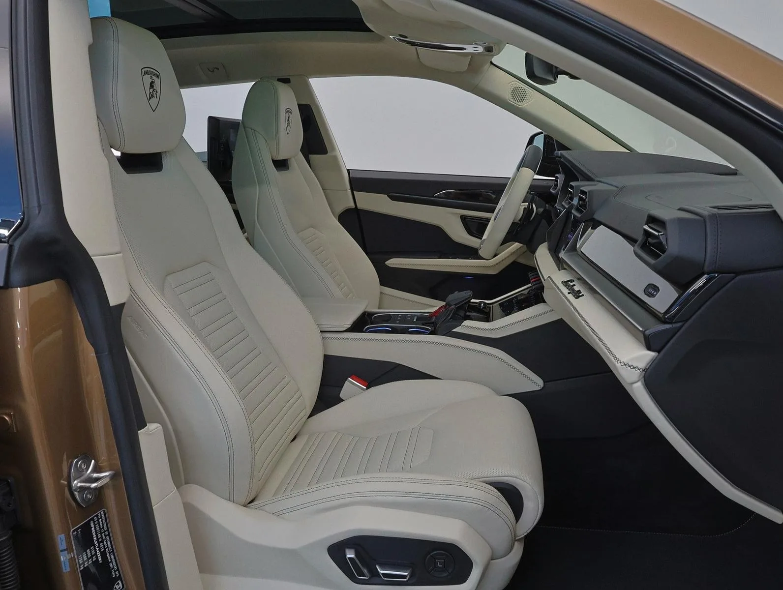 2026 Lamborghini Urus SE, 12/26