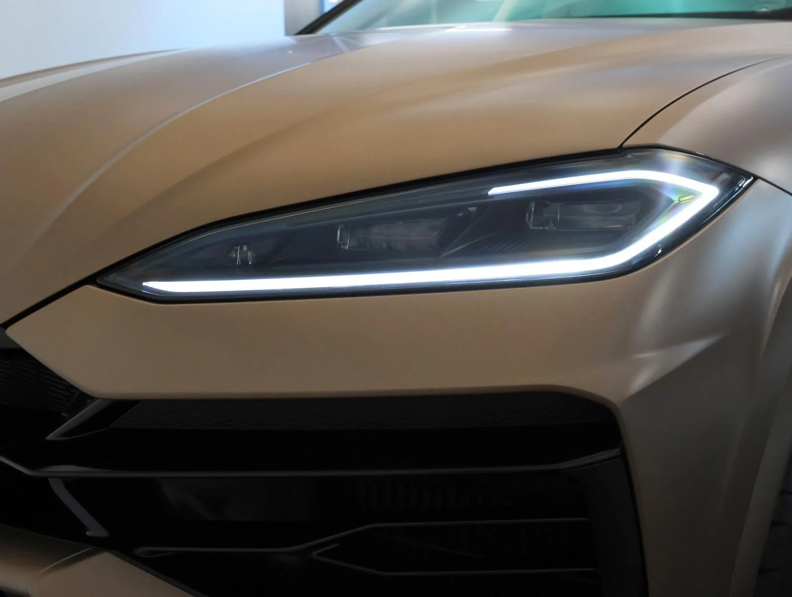 2026 Lamborghini Urus SE, 25/26