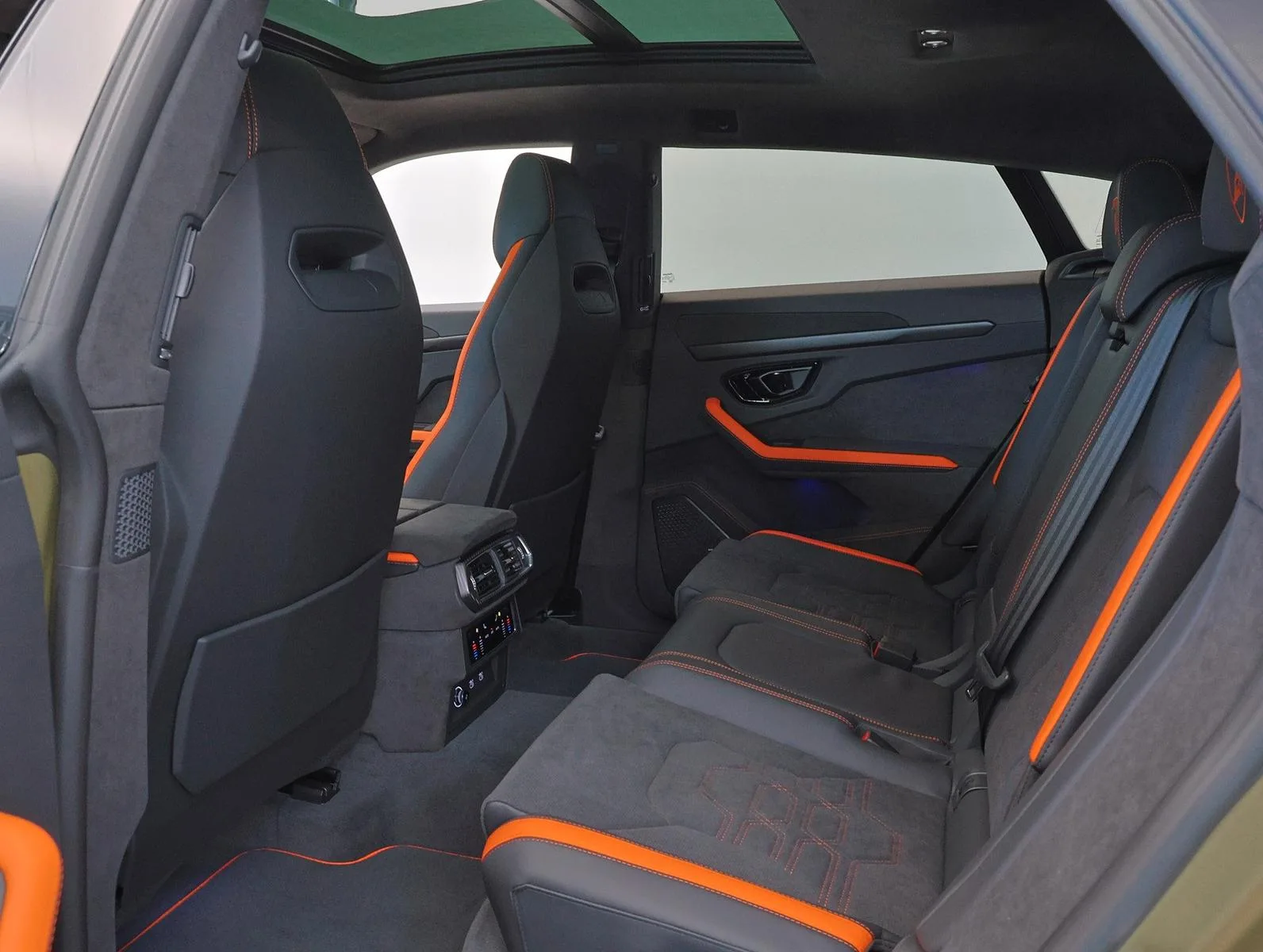 2026 Lamborghini Urus SE, 10/27