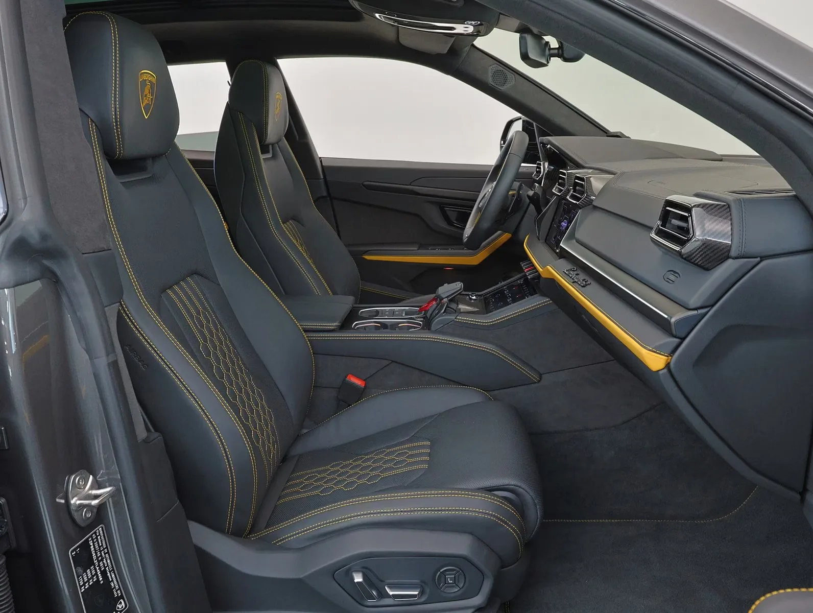 2026 Lamborghini Urus SE, 12/25