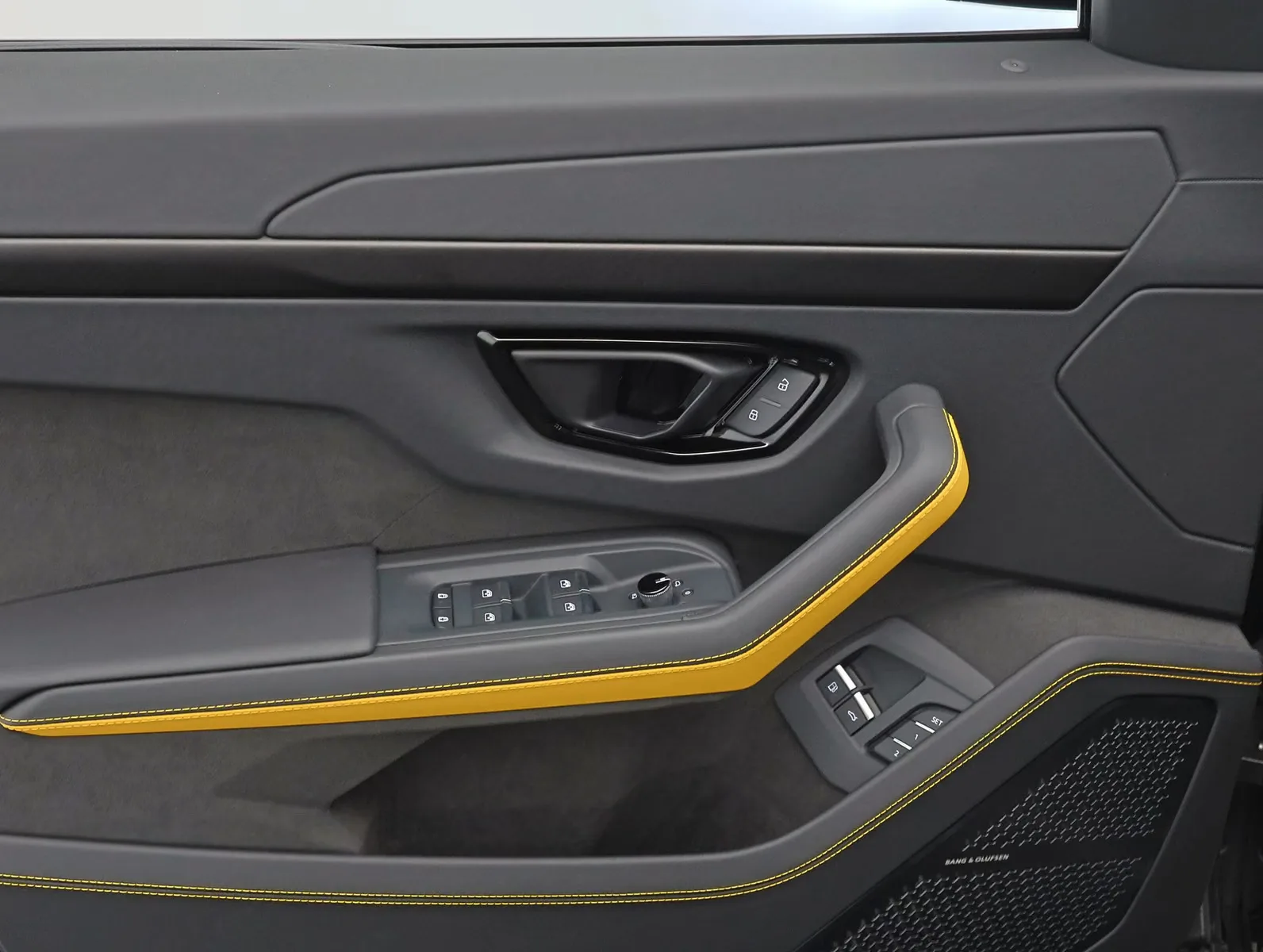 2026 Lamborghini Urus SE, 17/25