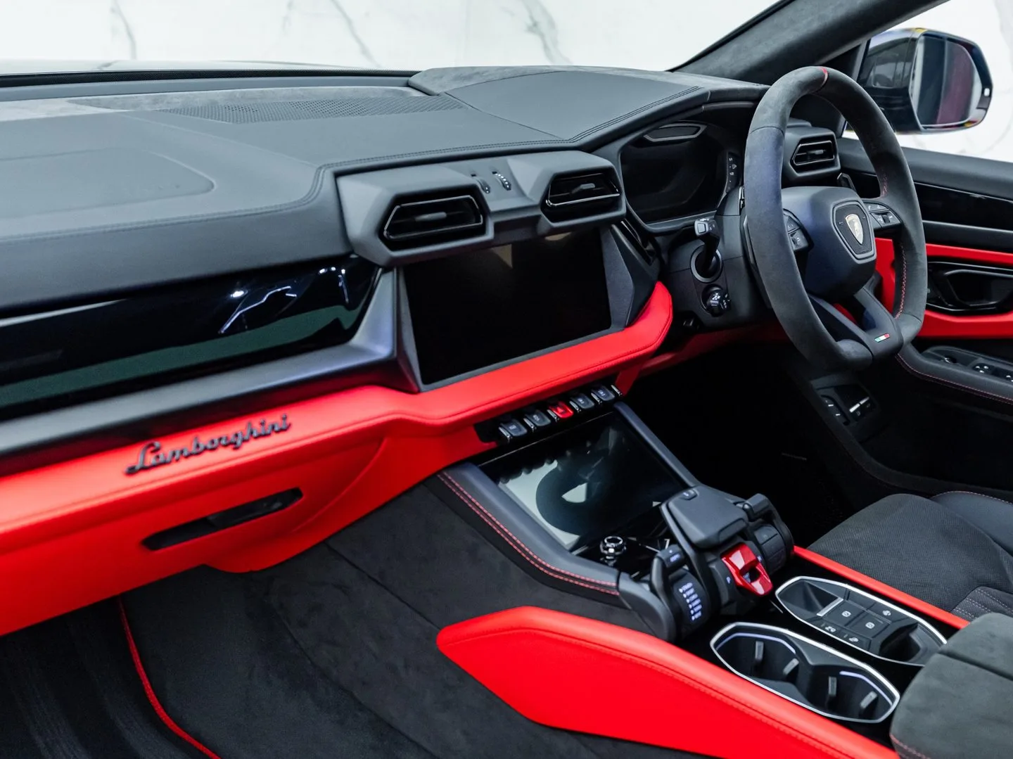 2026 Lamborghini Urus SE, 3/30