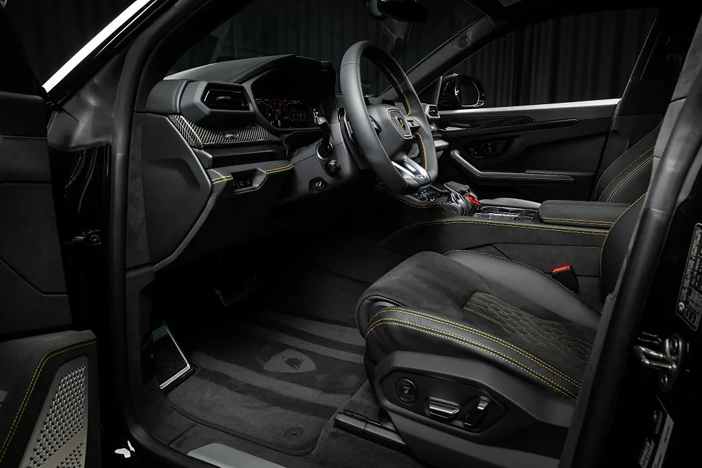 2026 Lamborghini Urus SE, 12/21