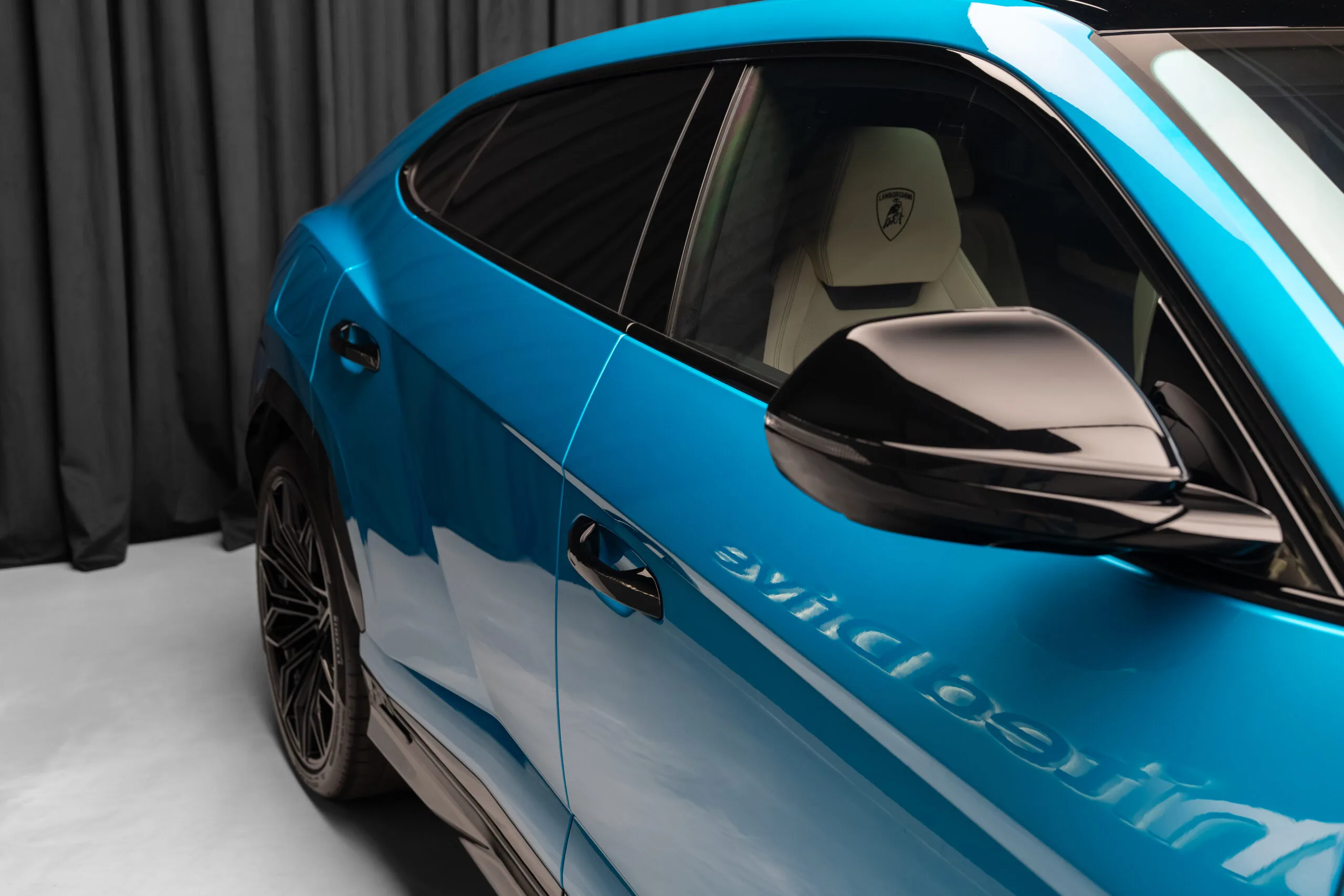 2026 Lamborghini Urus SE, 4/30