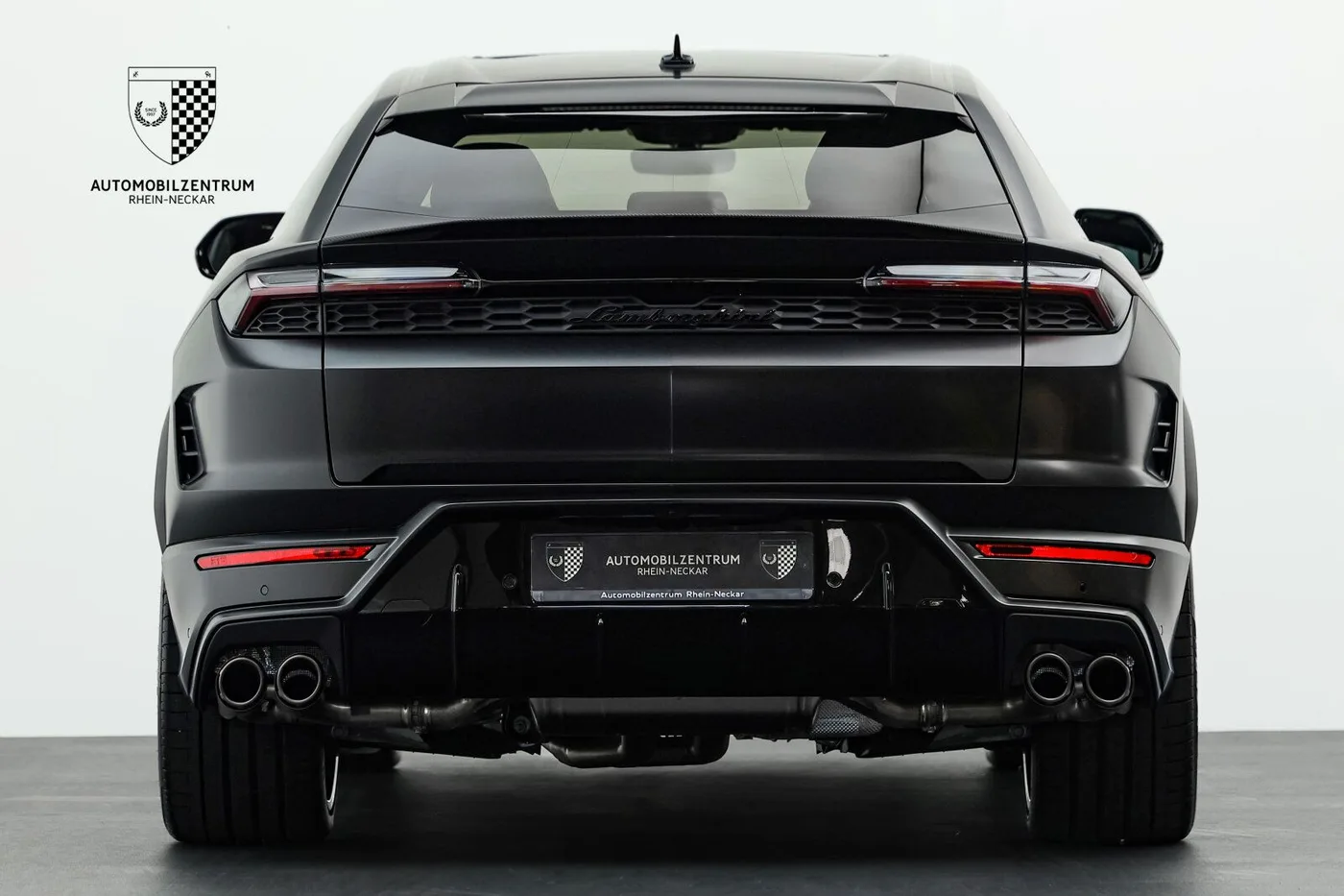 2026 Lamborghini Urus SE proposée par un spécialiste de la supercar à Viernheim, Allemagne, photo 6 sur 25