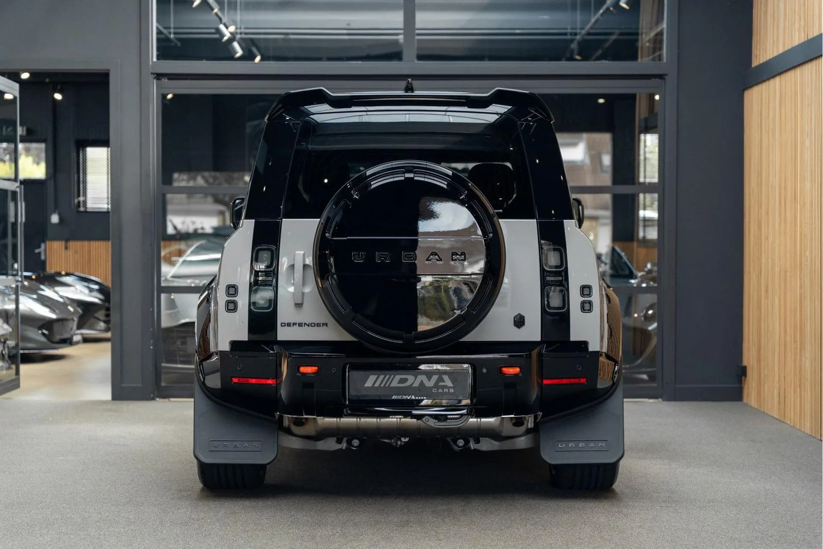 2026 Land Rover Defender 110 X Urban Automotive, 4/30