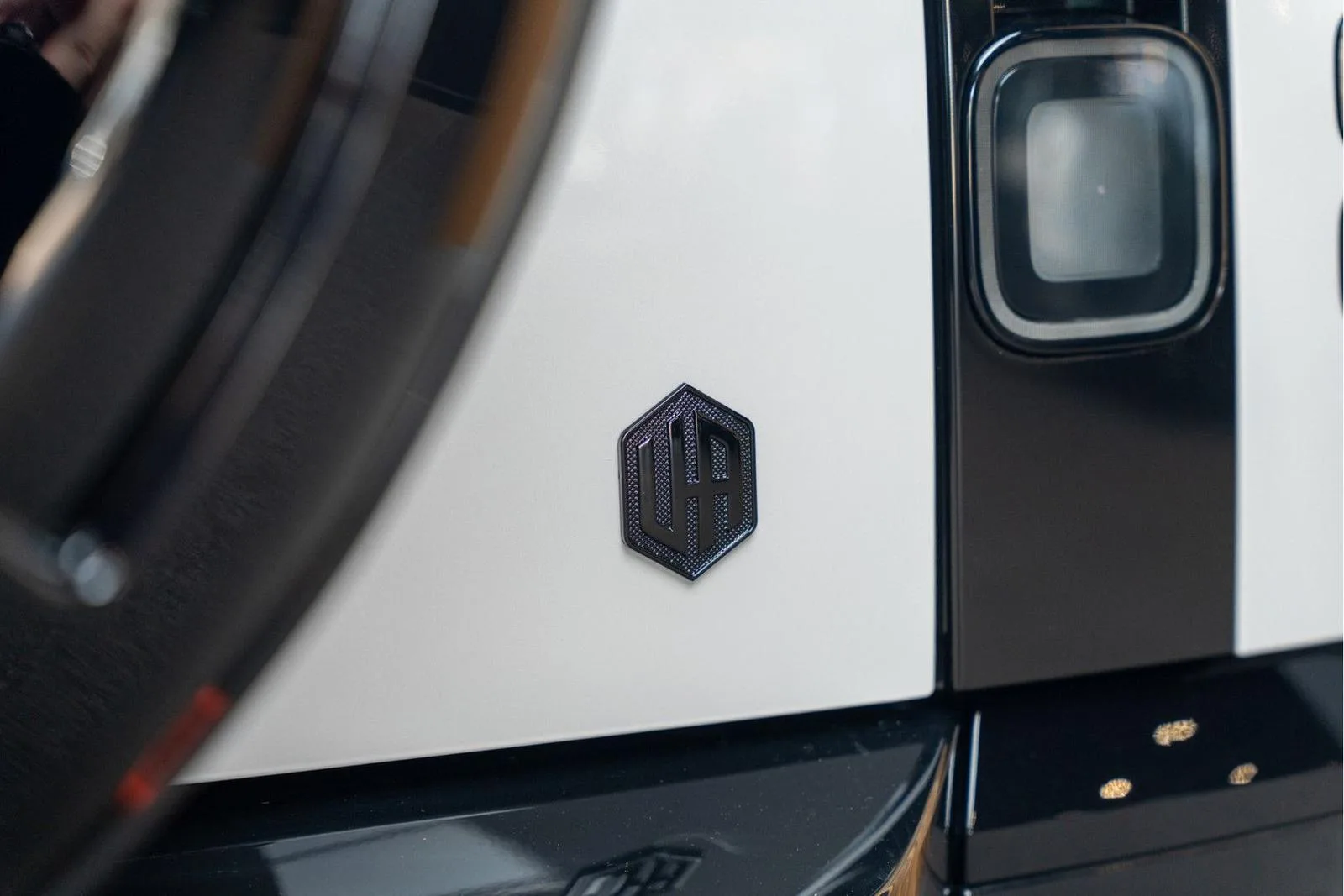 2026 Land Rover Defender 110 X Urban Automotive, 20/30