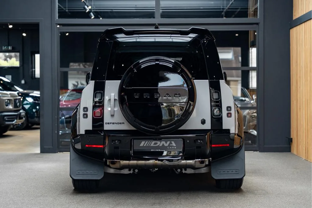 2026 Land Rover Defender 110 X-Dynamic SE Urban Automotive, 4/30