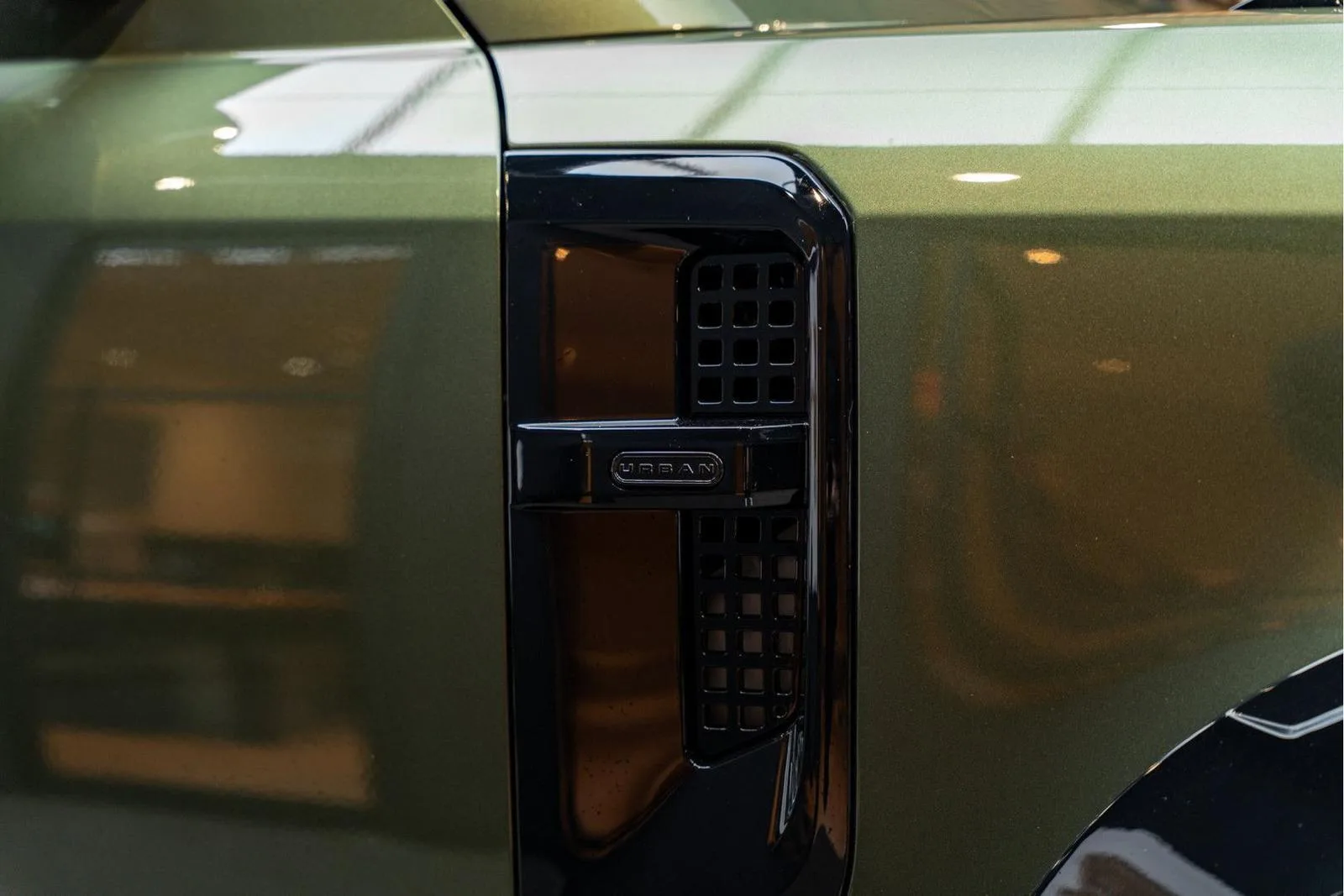 2026 Land Rover Defender 110 X-Dynamic HSE Urban Automotive Widetrack, 16/30