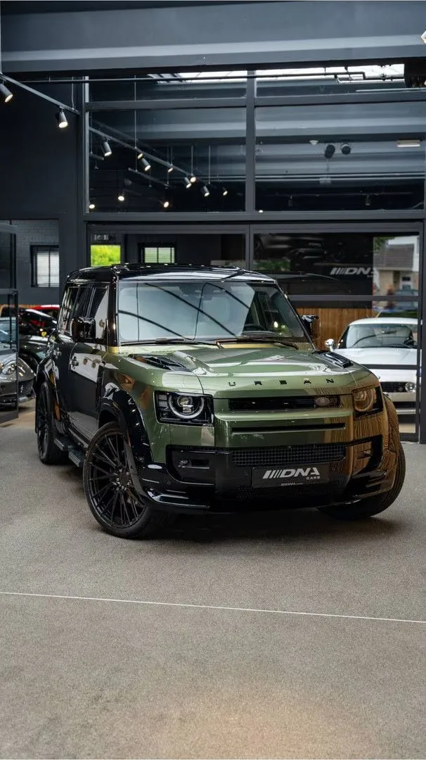 2026 Land Rover Defender 110 X-Dynamic HSE Urban Automotive Widetrack, 22/30