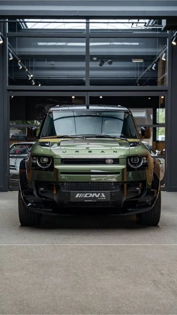2026 Land Rover Defender 110 X-Dynamic HSE Urban Automotive Widetrack, 23/30