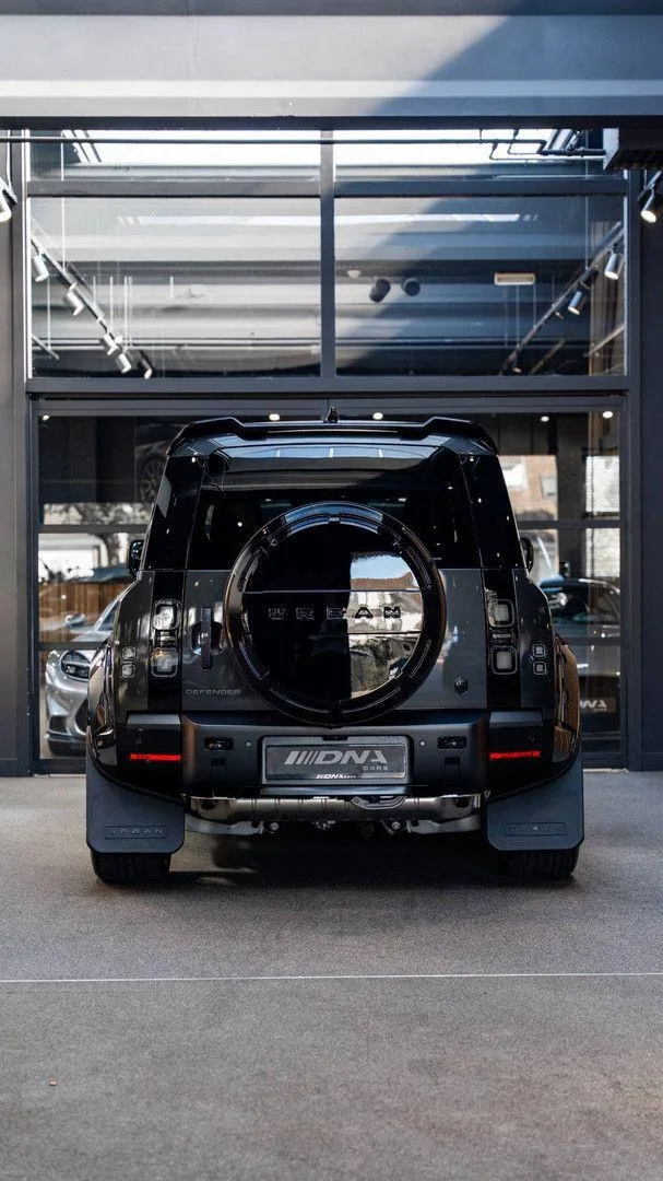 2026 Land Rover Defender 110 X-Dynamic HSE Urban Automotive, 30/30