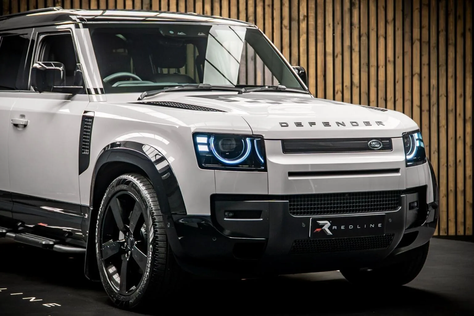 2026 Land Rover Defender 110 D350 X-Dynamic HSE, 11/30
