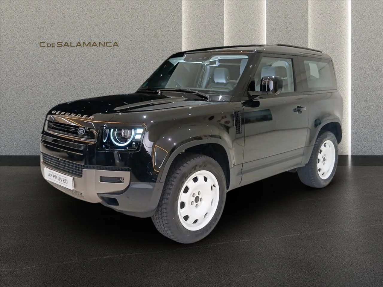 2026 Land Rover Defender angeboten von einem Fachhändler in Madrid, Hauptfoto