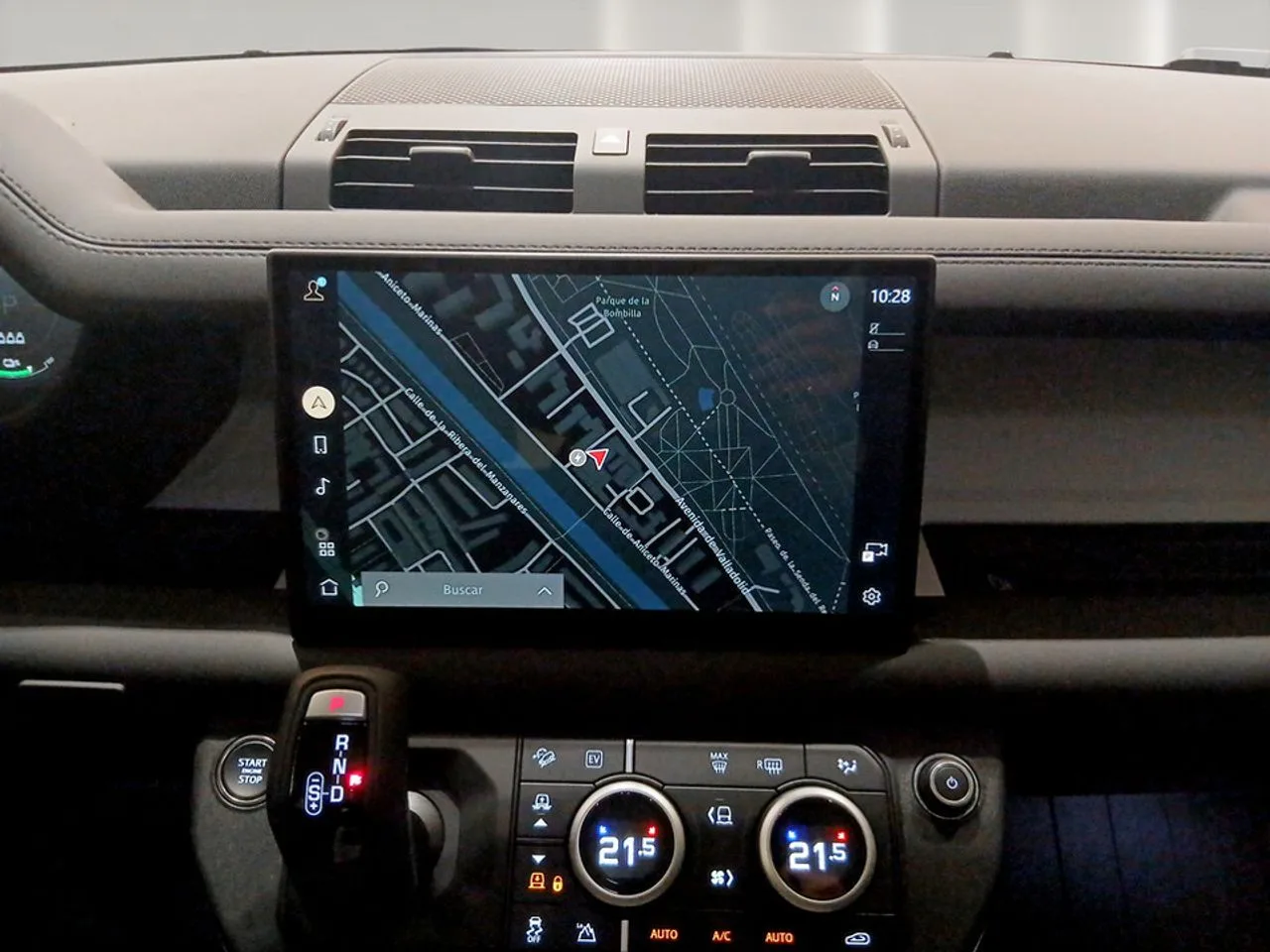 2026 Land Rover Defender, 11/22