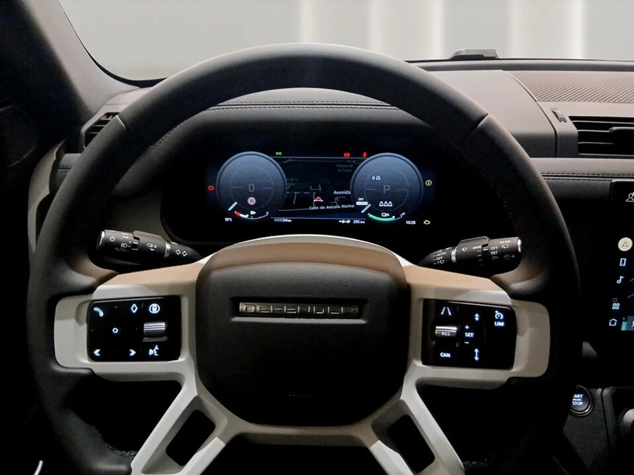 2026 Land Rover Defender, 12/22