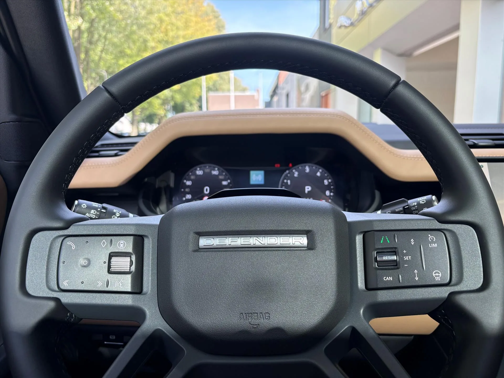 2026 Land Rover Defender, 16/30