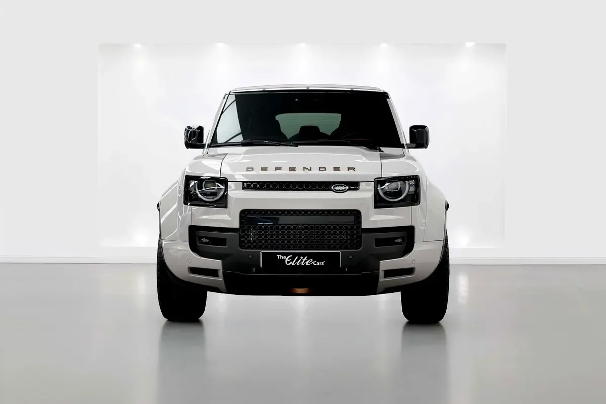 2026 Land Rover Defender OCTA, 5/12