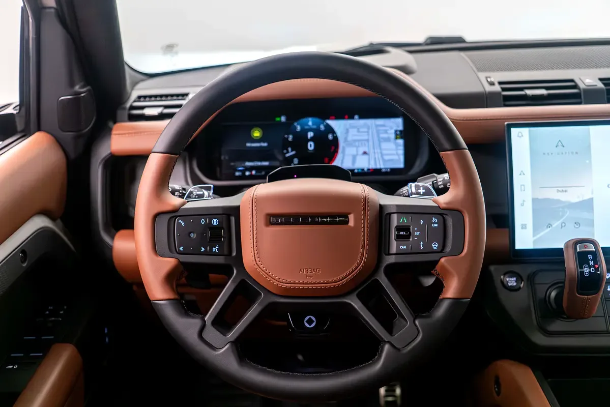 2026 Land Rover Defender OCTA, 9/12