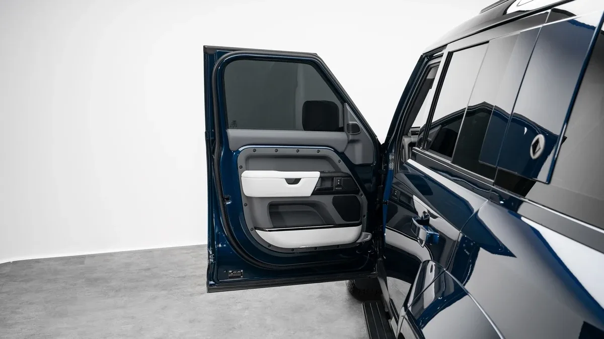 2026 Land Rover Defender OCTA, 13/28
