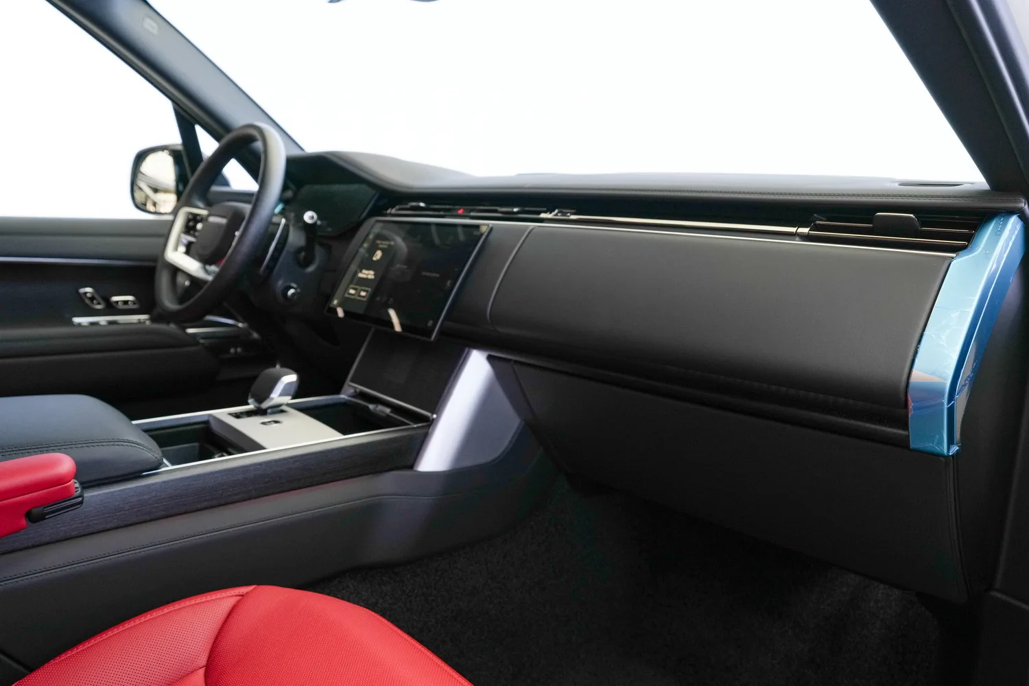 2026 Land Rover Range Rover Autobiography, 15/17