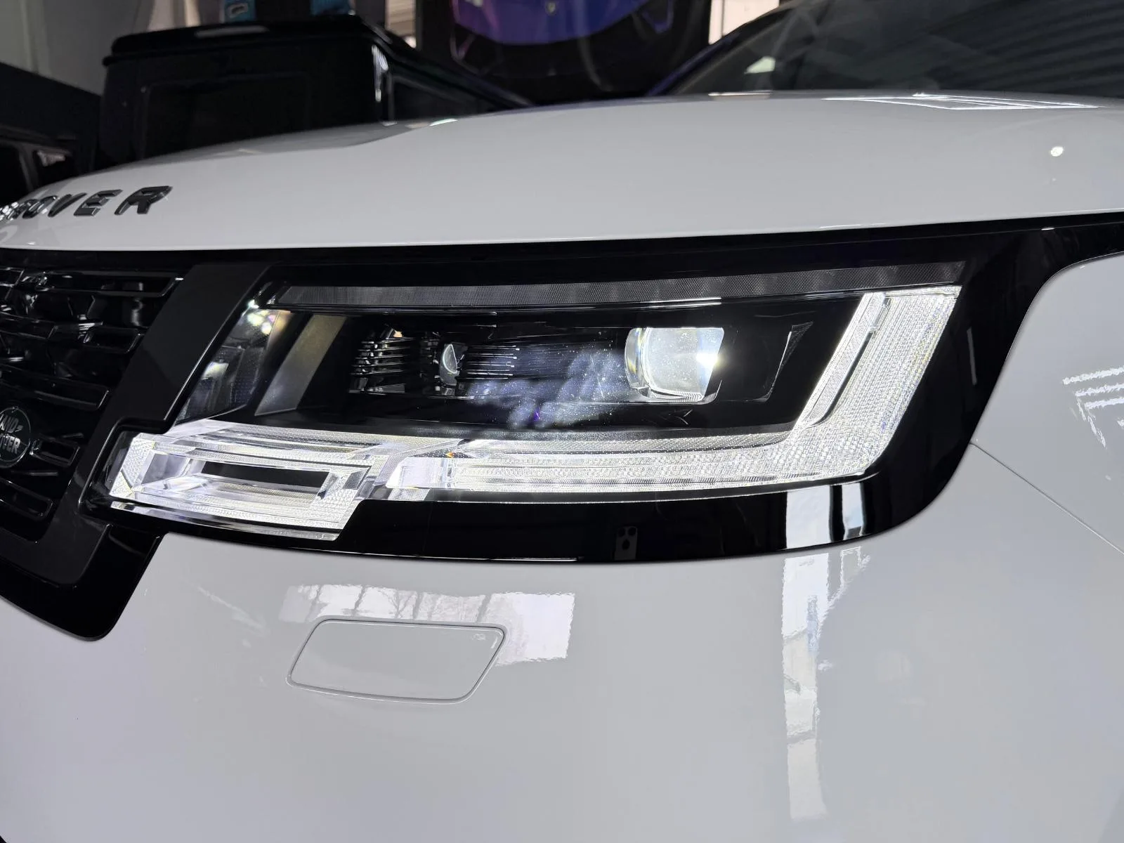 2026 Land Rover Range Rover Autobiography, 7/30