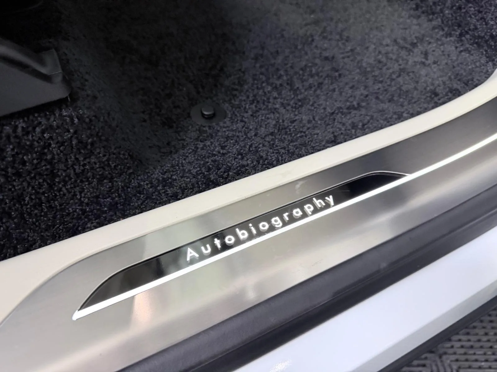 2026 Land Rover Range Rover Autobiography, 11/30