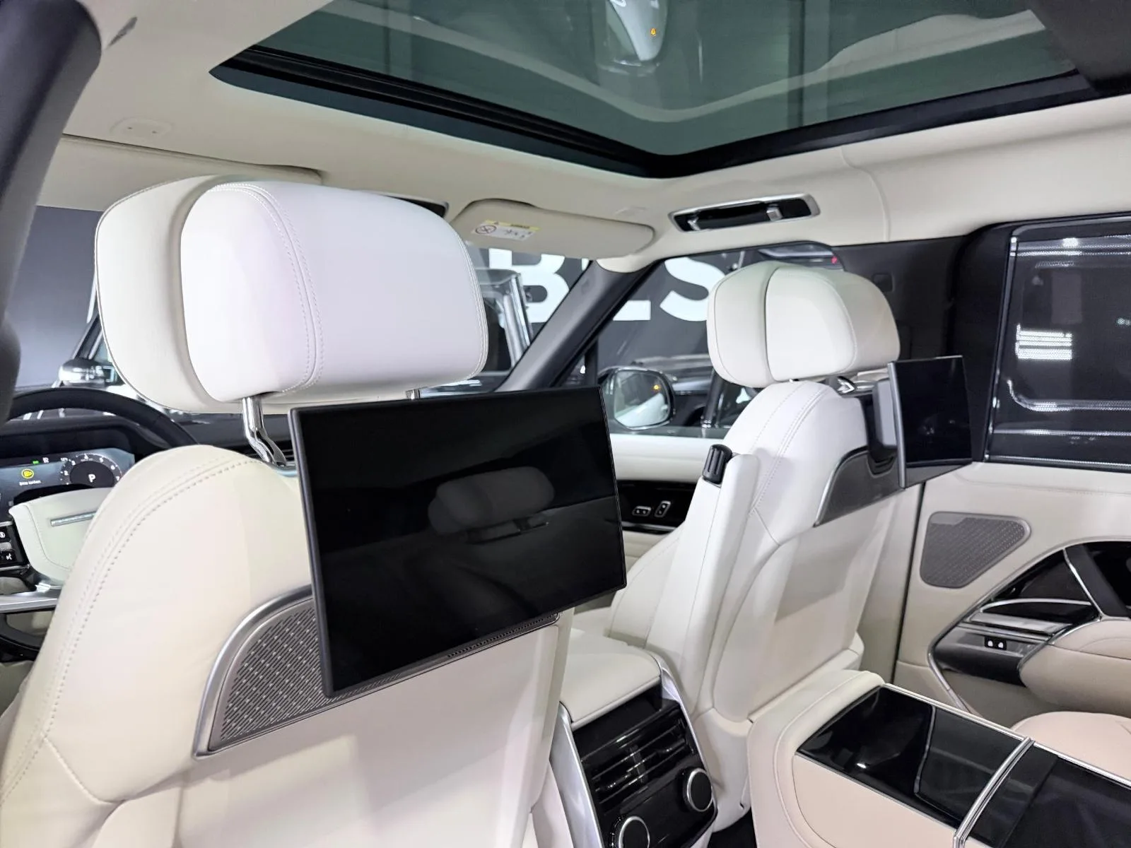 2026 Land Rover Range Rover Autobiography, 18/30
