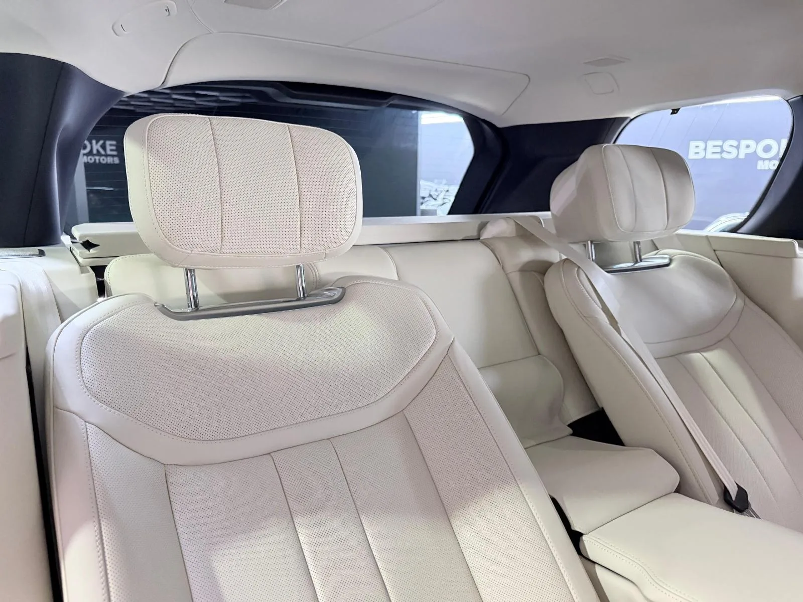 2026 Land Rover Range Rover Autobiography, 21/30