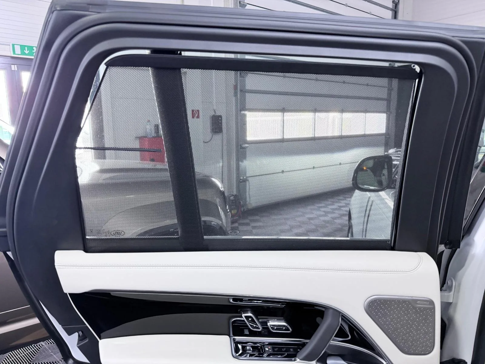 2026 Land Rover Range Rover Autobiography, 29/30