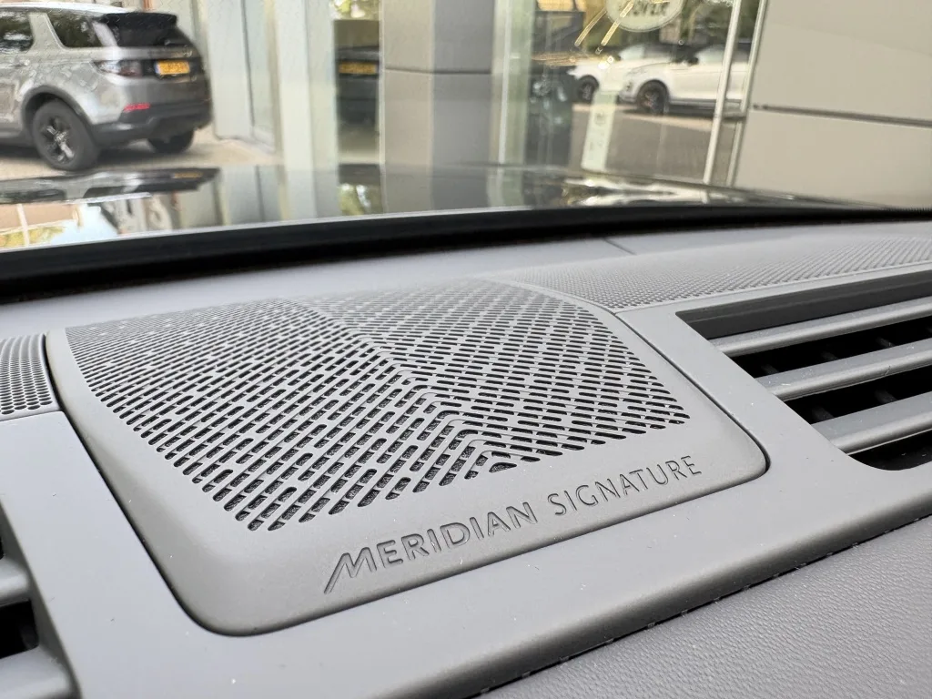 2026 Land Rover Range Rover, 20/30