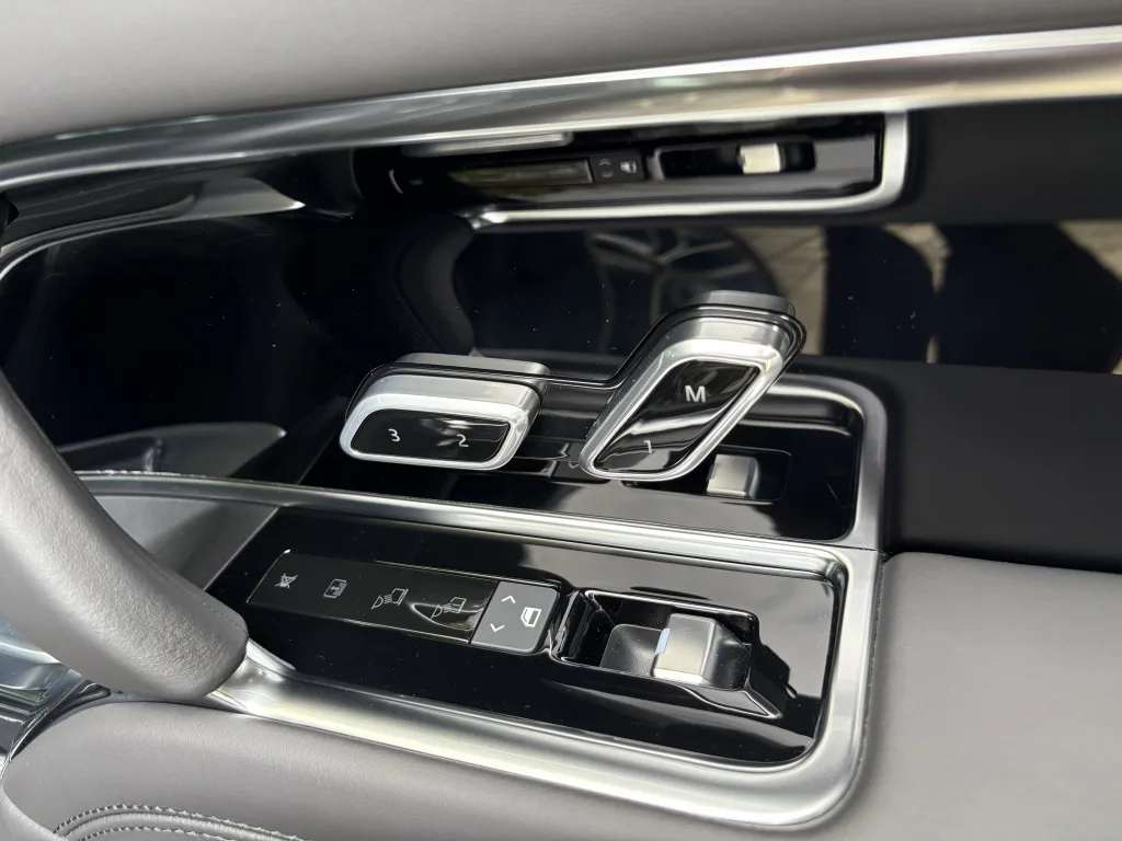 2026 Land Rover Range Rover, 24/30