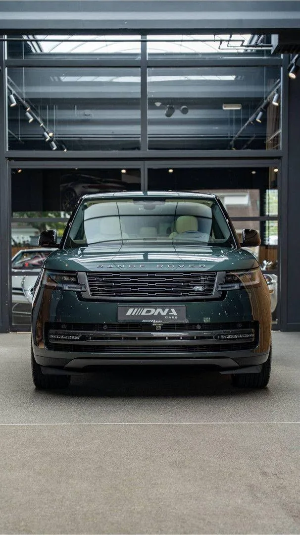 2026 Land Rover Range Rover P460e HSE, 19/30