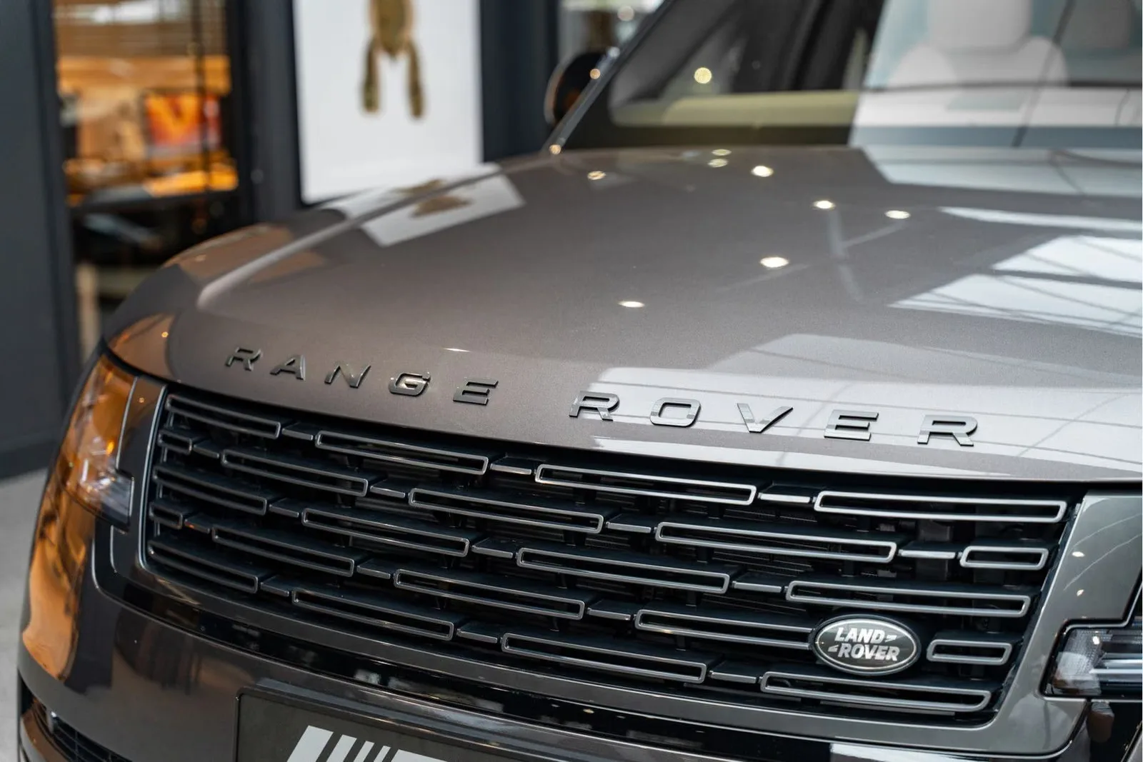 2026 Land Rover Range Rover P460e HSE, 16/30