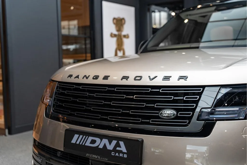 2026 Land Rover Range Rover P550e Autobiography, 16/30