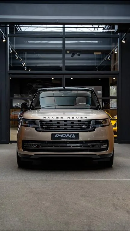 2026 Land Rover Range Rover P550e Autobiography, 19/30