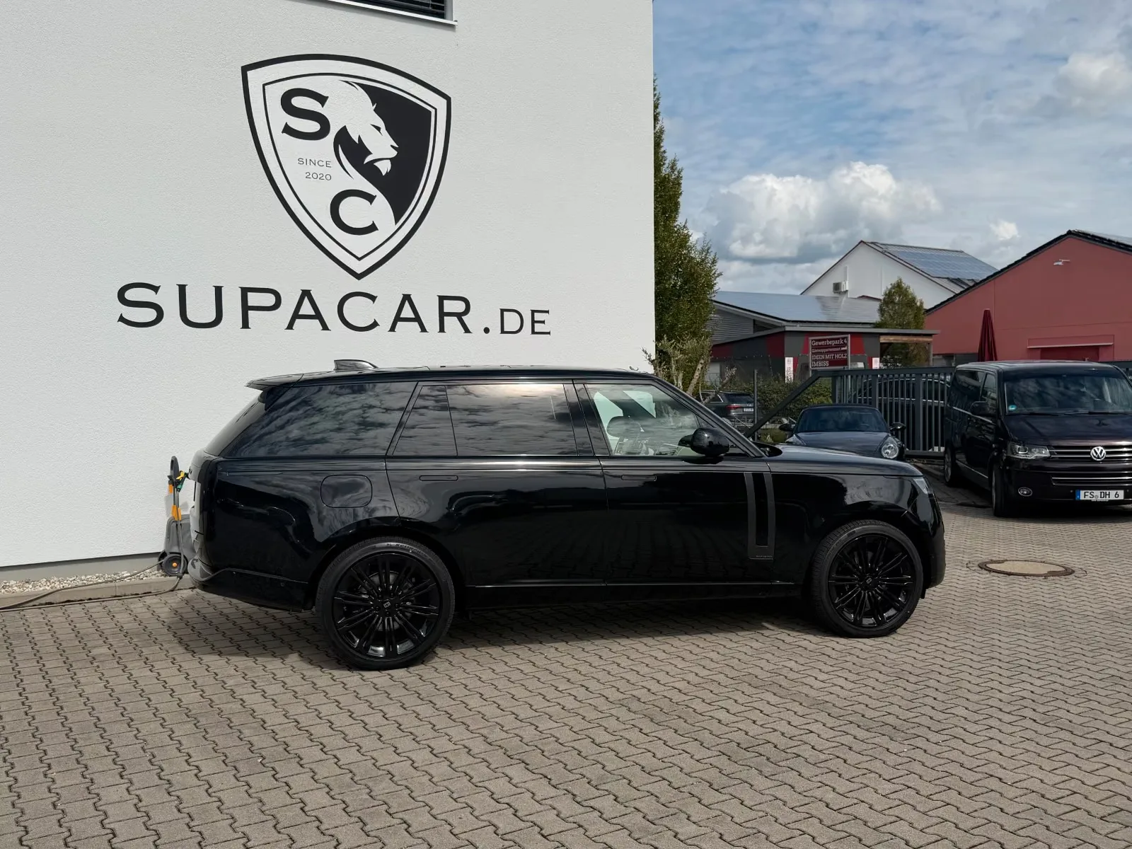 2026 Land Rover Range Rover D350 Autobiography LWB angeboten von einem Fachhändler in Kranzberg, Deutschland, Hauptfoto