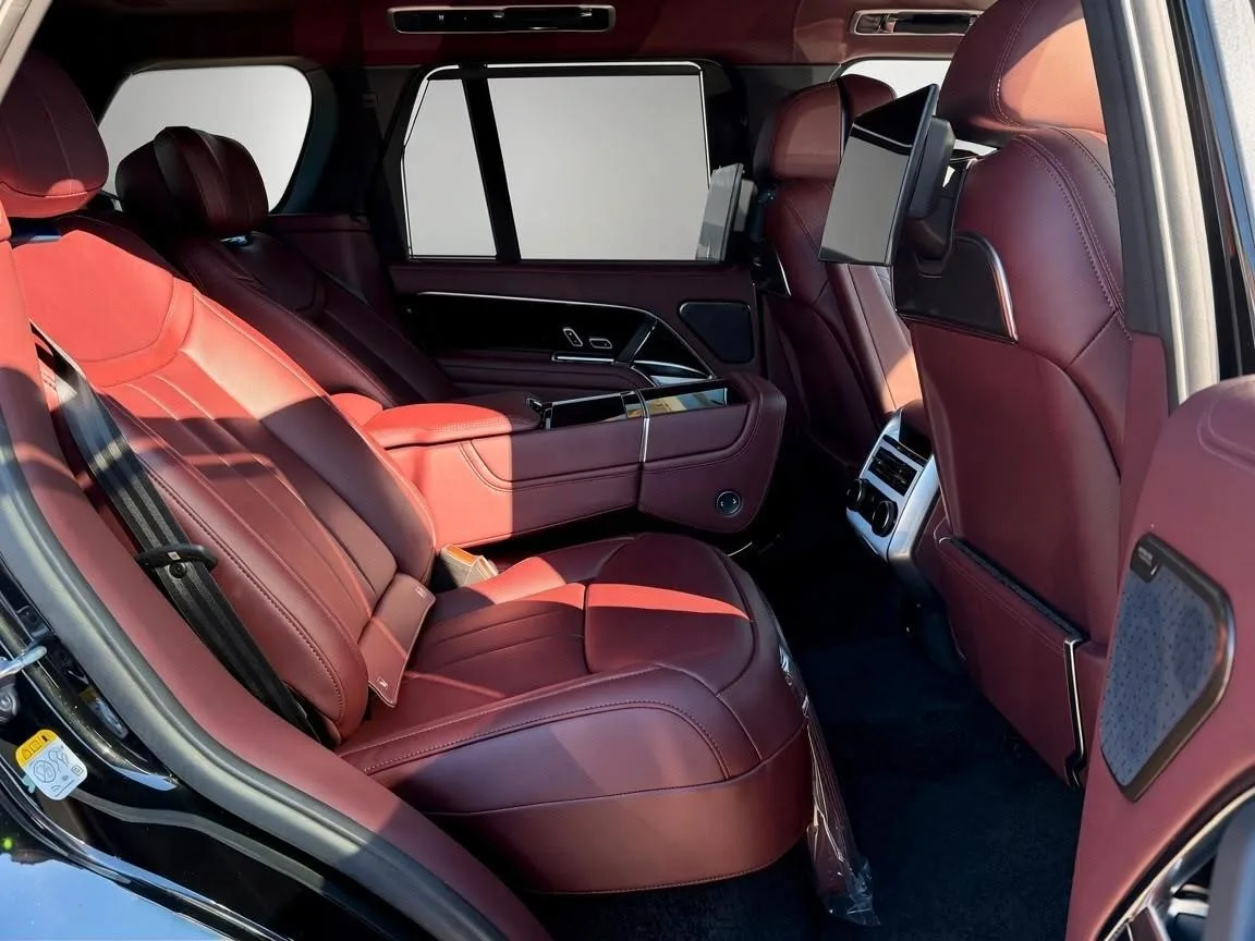 2026 Land Rover Range Rover D350 Autobiography, 8/8