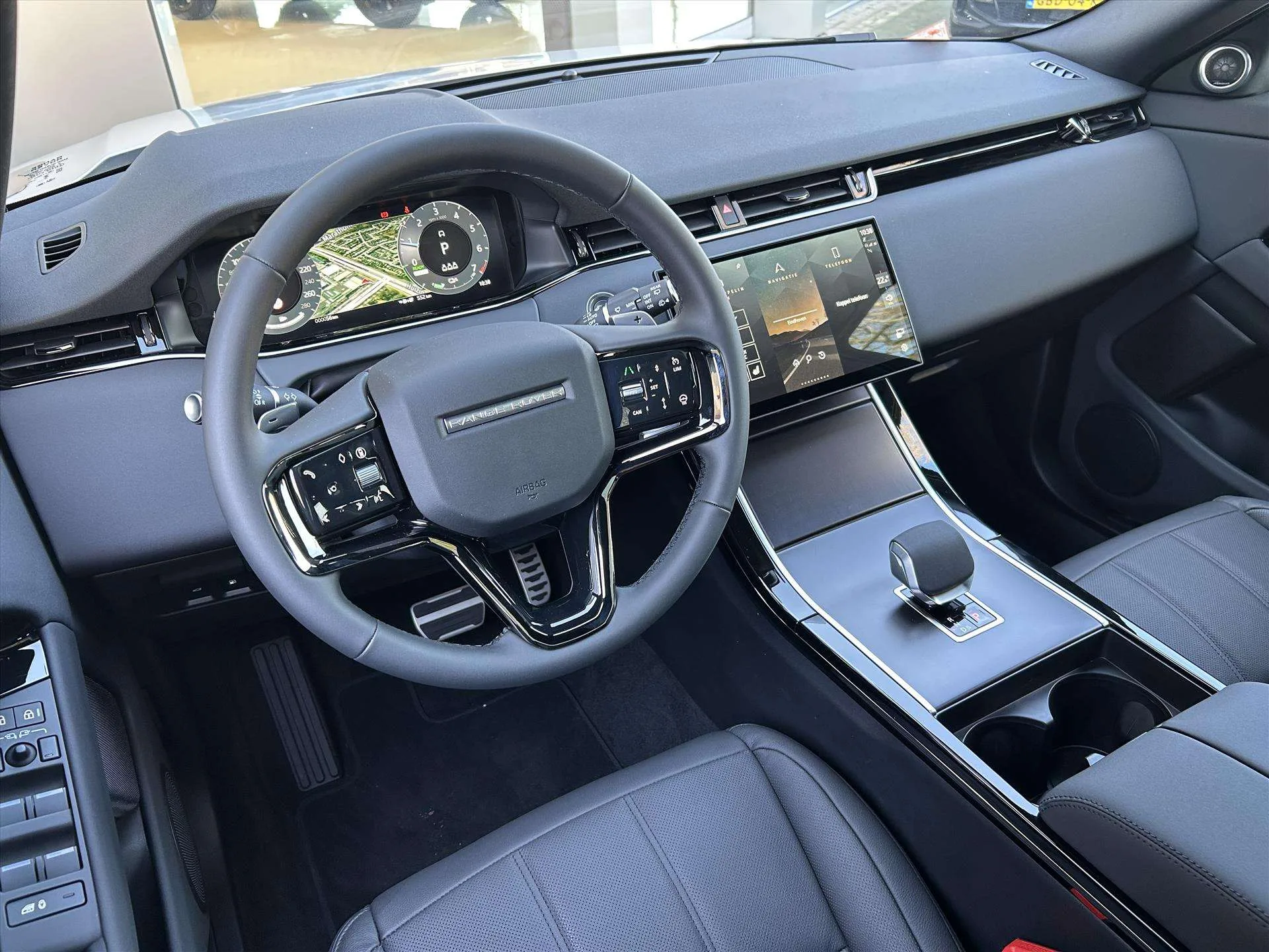 2026 Land Rover Range Rover Evoque P270e Business Dynamic Edition, 10/30