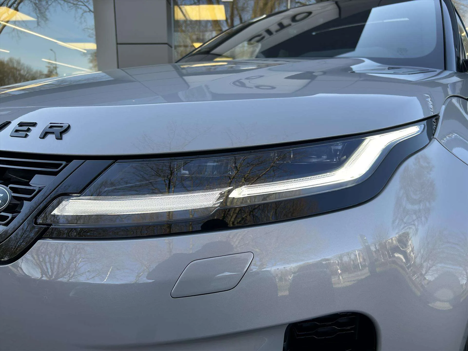 2026 Land Rover Range Rover Evoque P270e Business Dynamic Edition, 24/30