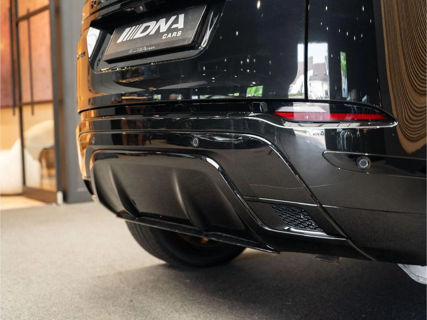 2026 Land Rover Range Rover Evoque P270e Dynamic SE, 16/30
