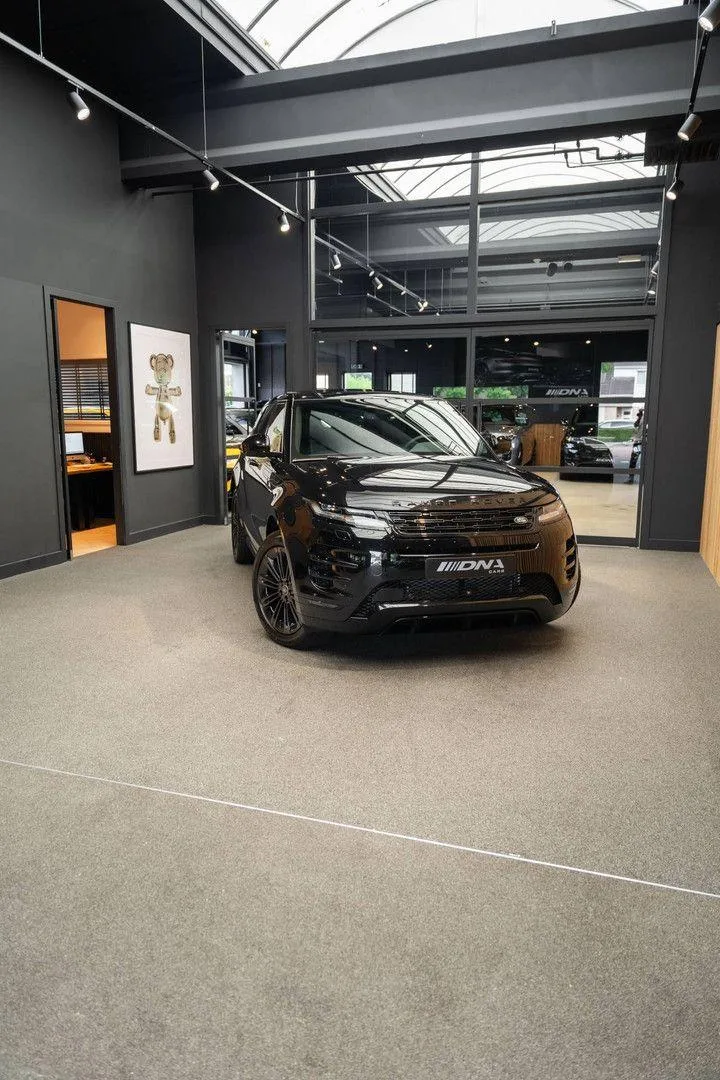 2026 Land Rover Range Rover Evoque P270e Dynamic SE, 20/30