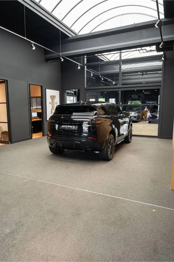 2026 Land Rover Range Rover Evoque P270e Dynamic SE, 21/30