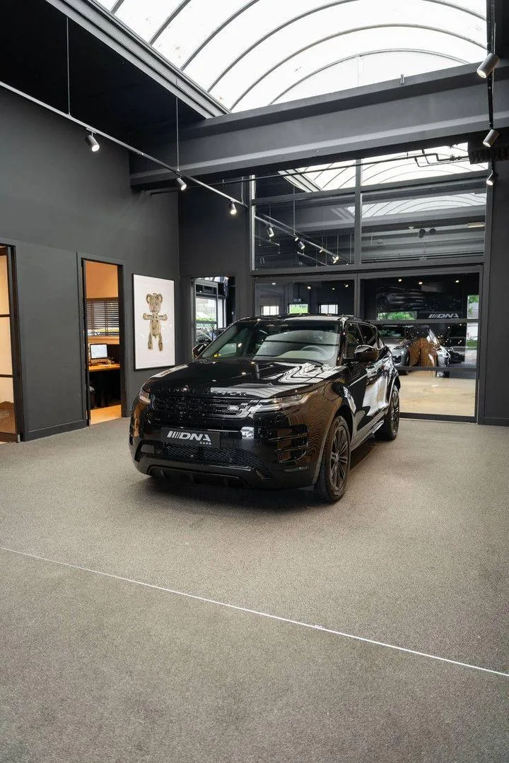 2026 Land Rover Range Rover Evoque P270e Dynamic SE, 22/30