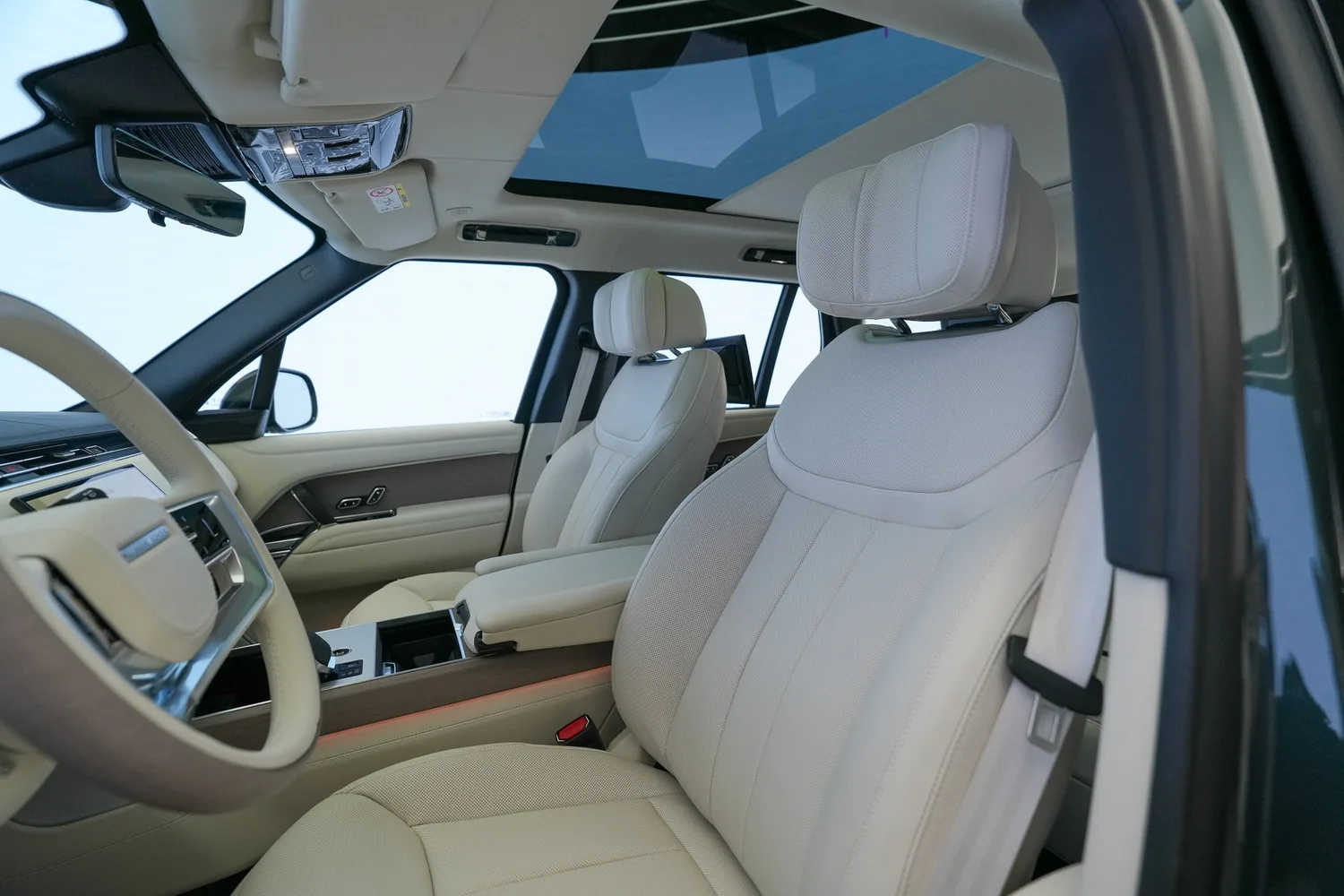 2026 Land Rover Range Rover Autobiography P400, 5/19