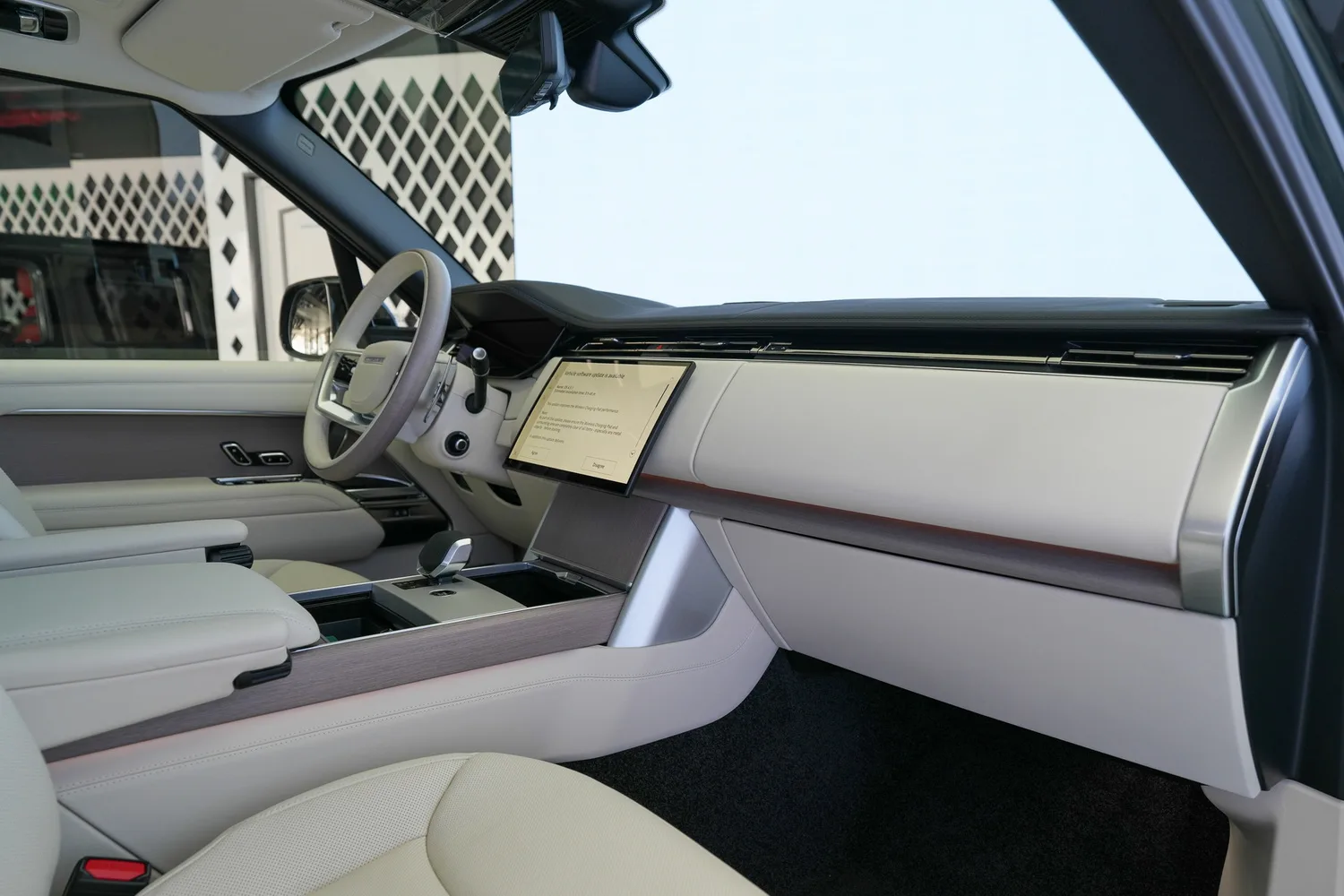 2026 Land Rover Range Rover Autobiography P400, 14/19