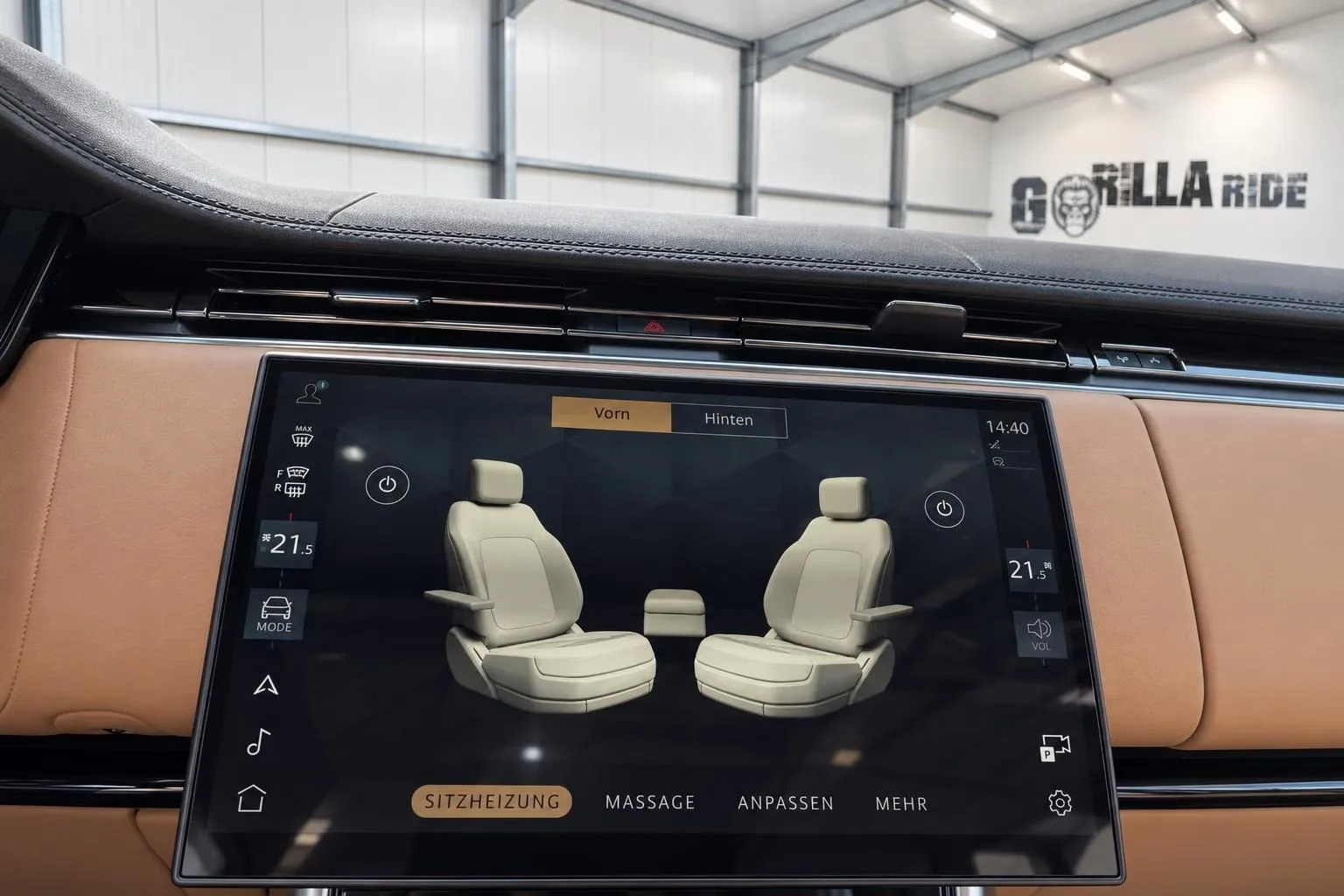 2026 Land Rover Range Rover P550e Autobiography, 10/13