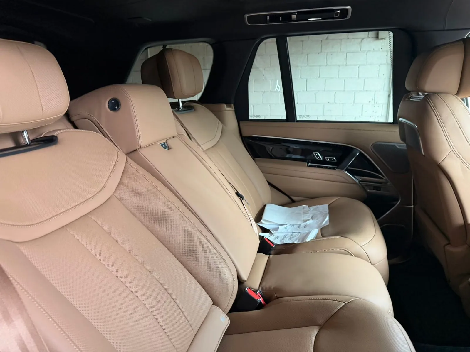 2026 Land Rover Range Rover P530 Autobiography, 6/9