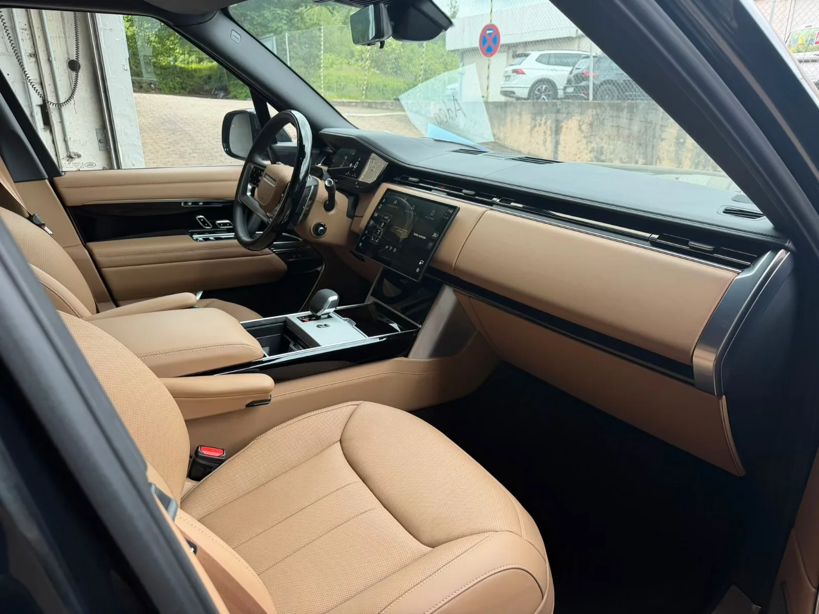 2026 Land Rover Range Rover P530 Autobiography, 9/9